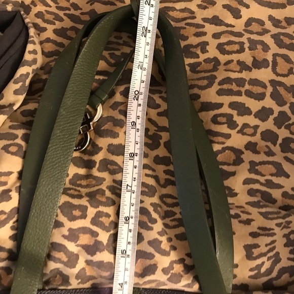 Cole Haan large green leather tote bag great quality wear on corners - Picture 10 of 10